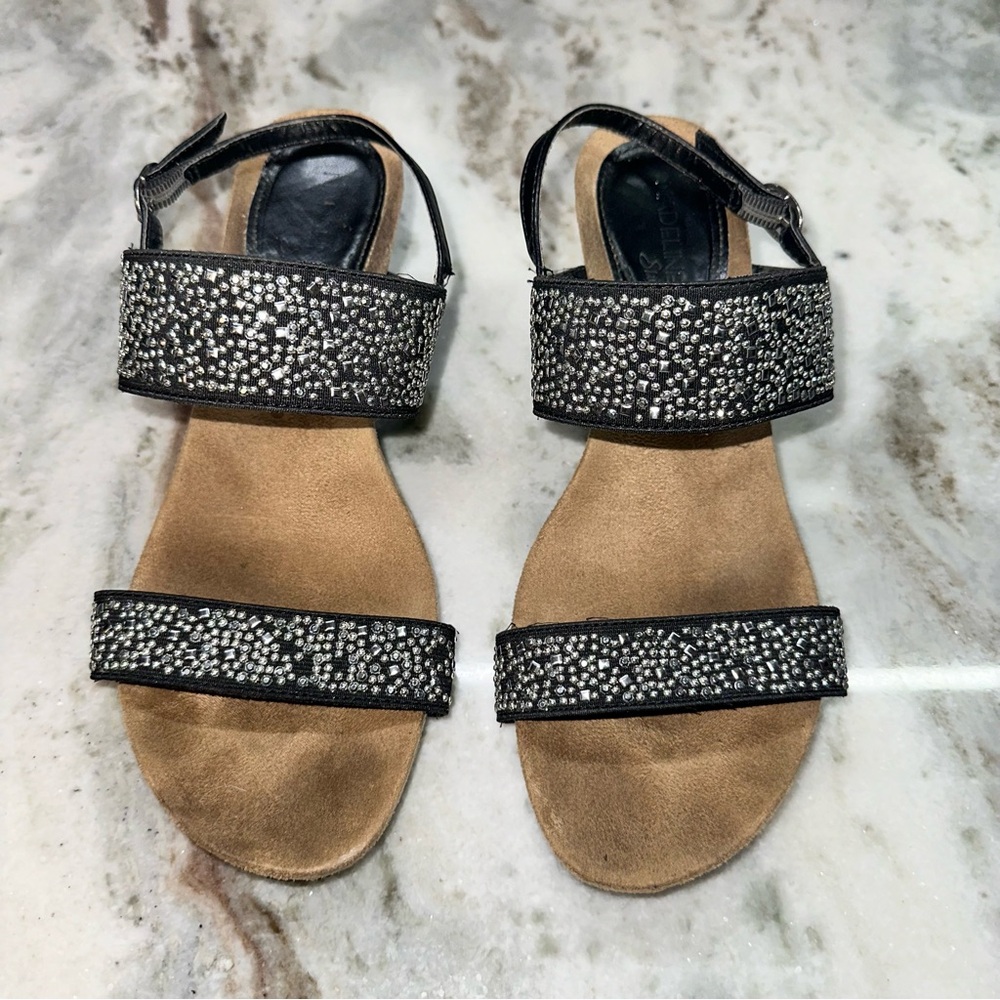 Women's Madeline Stuart size 8.5 Black & Silver Studded Wedge Sandals